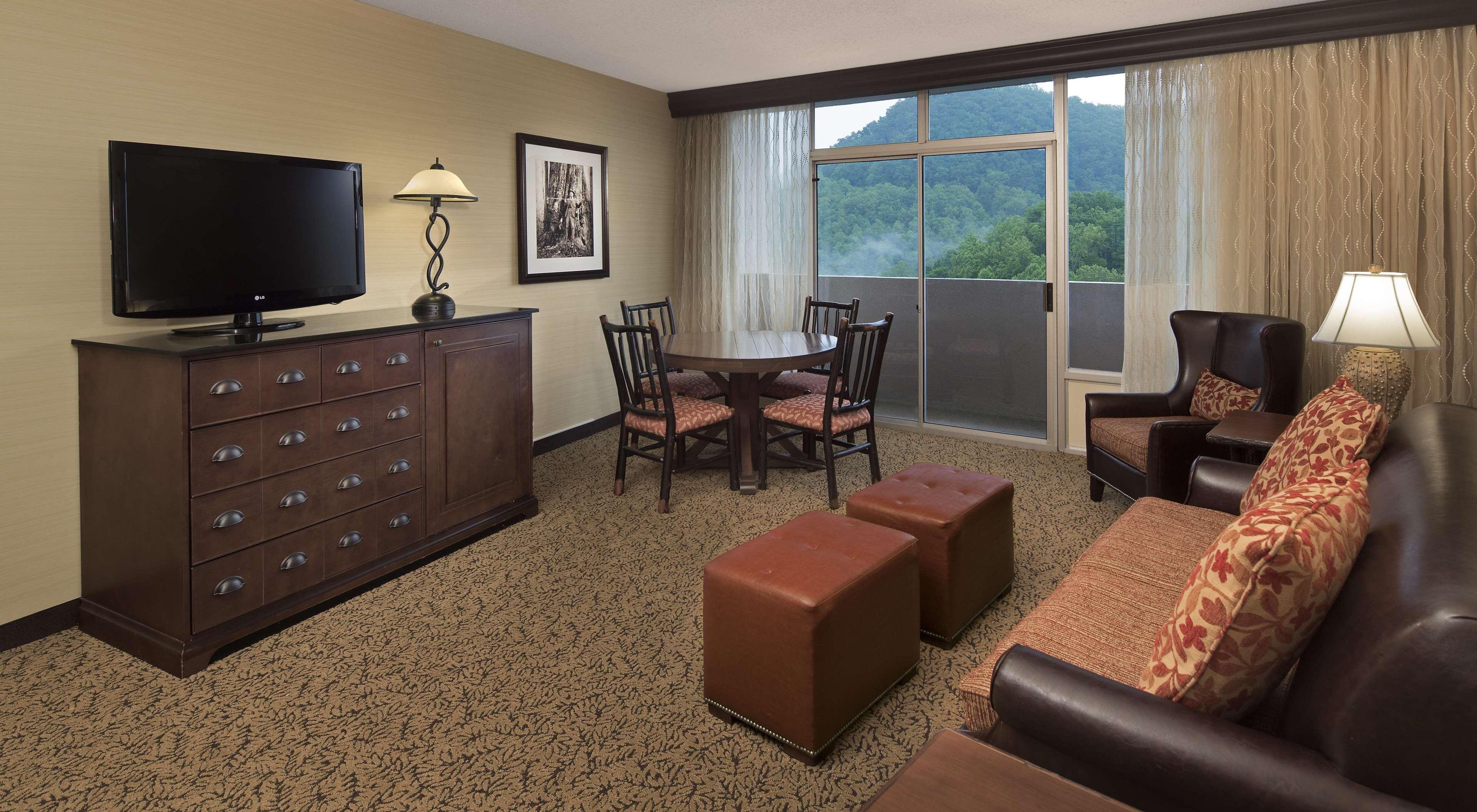 The Park Vista - A Doubletree By Hilton Hotel - Gatlinburg Extérieur photo